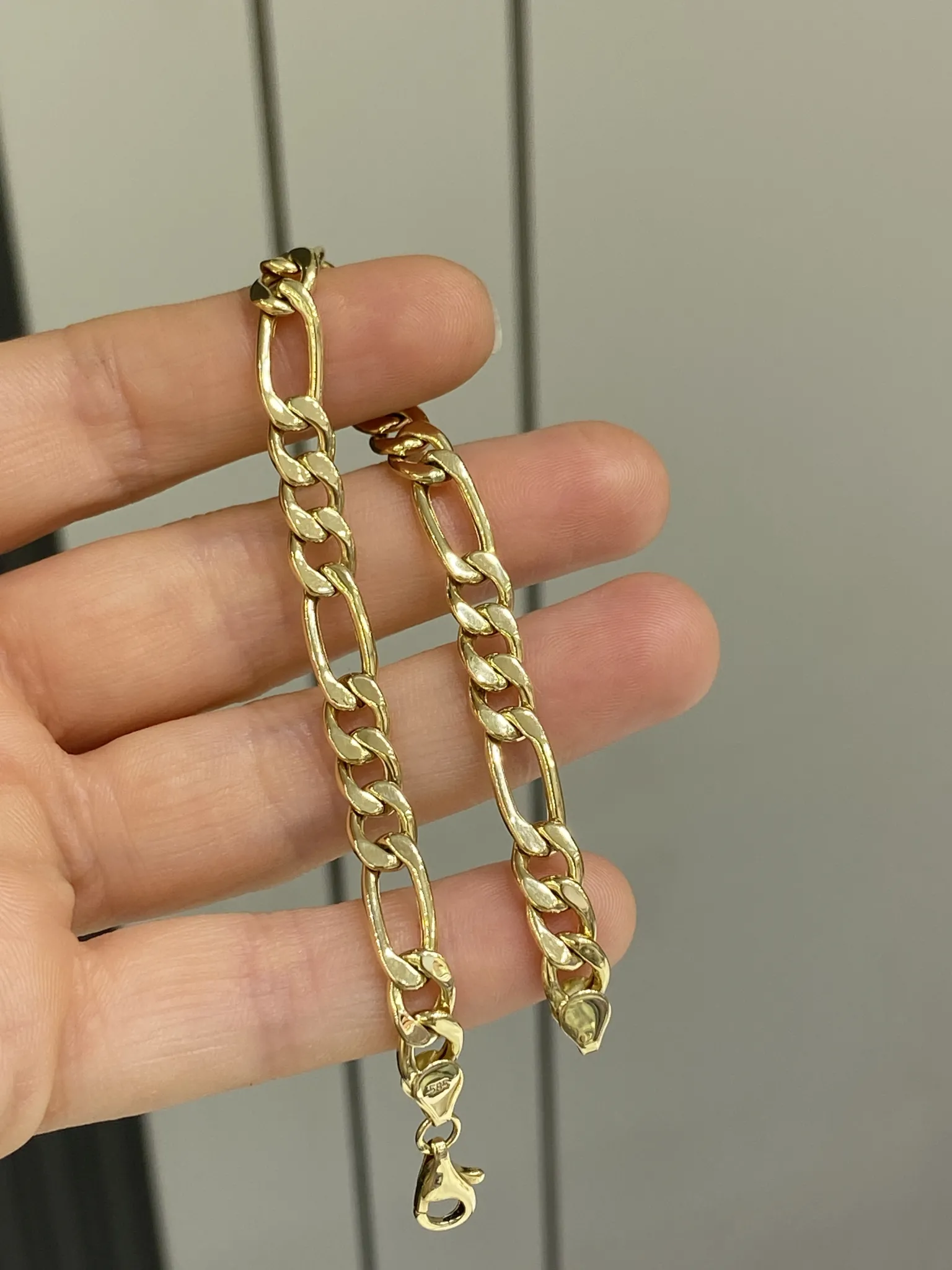 Favori Marka Figora Model Bileklik 