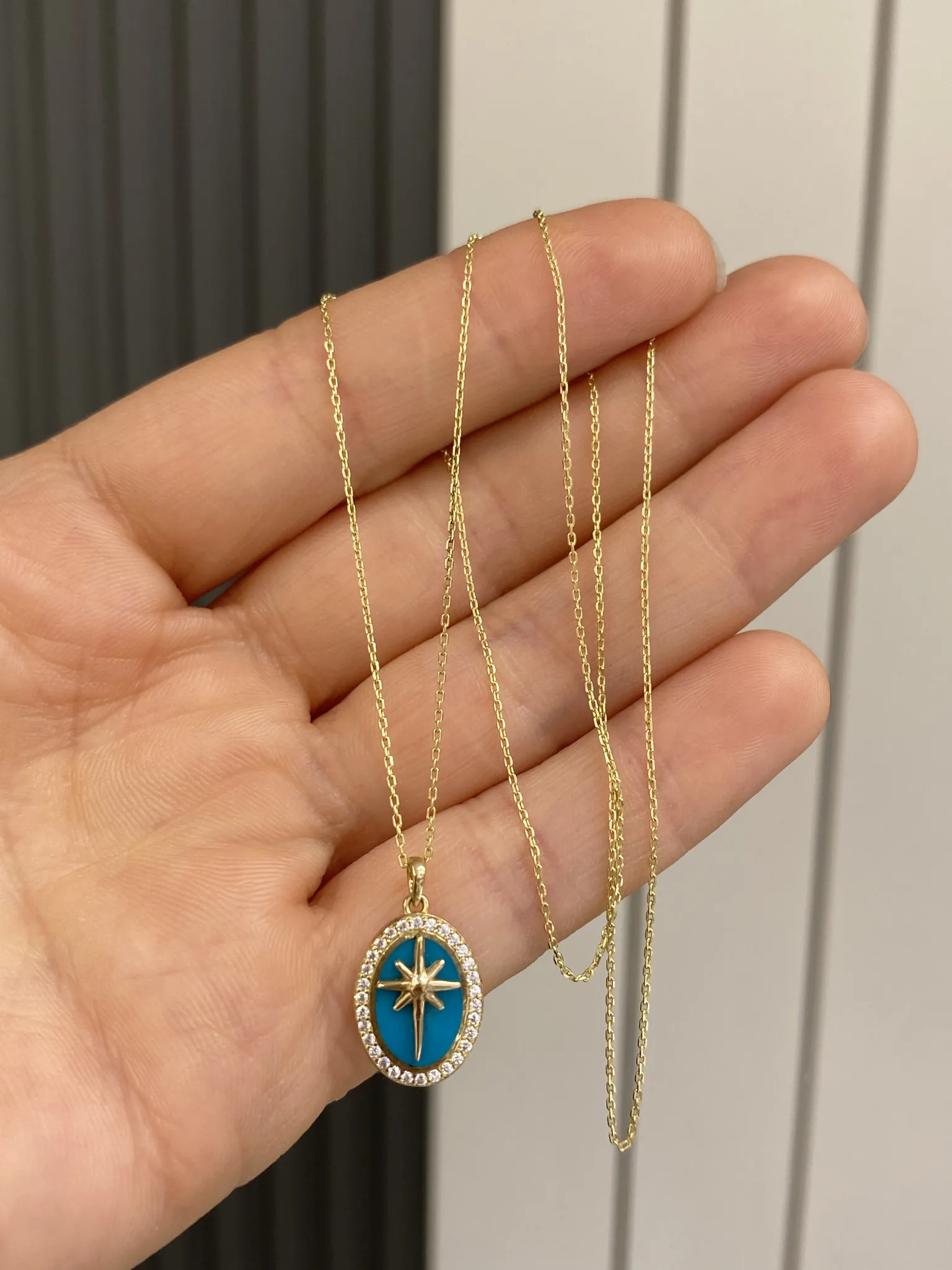 Favori Marka Kuzey Yıldızı Model Mineli kolye