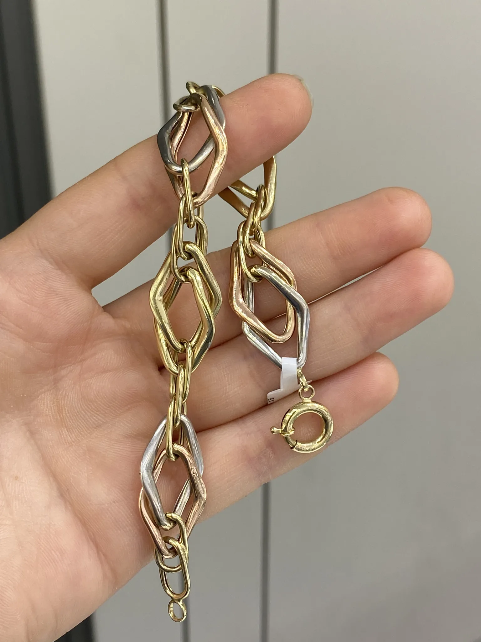 Favori Marka Hallow Model Bileklik