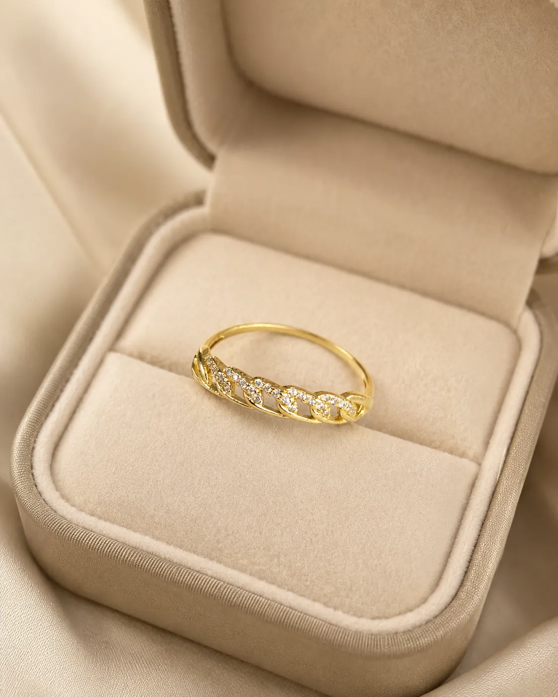 Favori Marka Minimal Model Yüzük