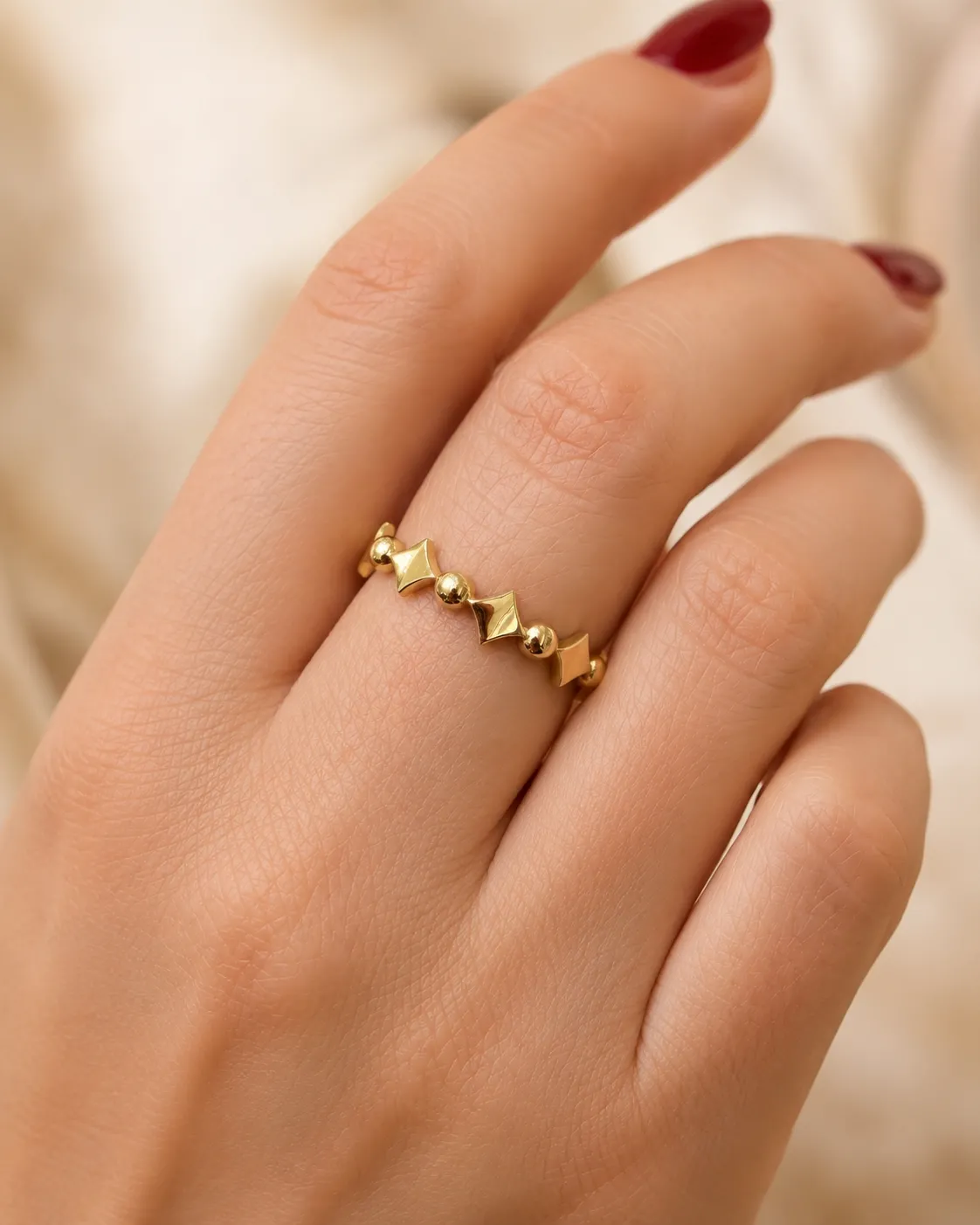 Favori Marka Minimal Model Yüzük