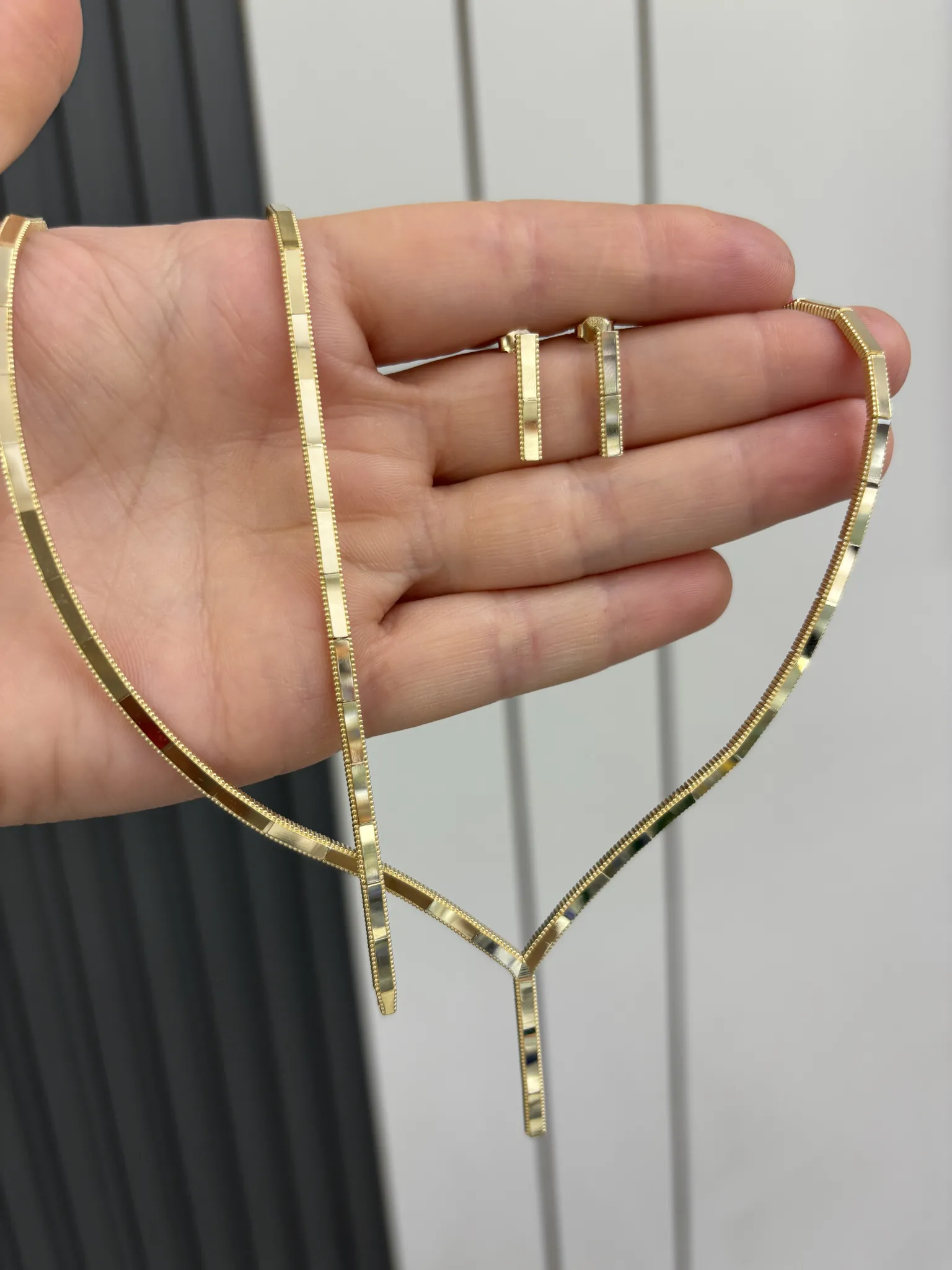 Favori Marka Ajda Model Set Takımı 