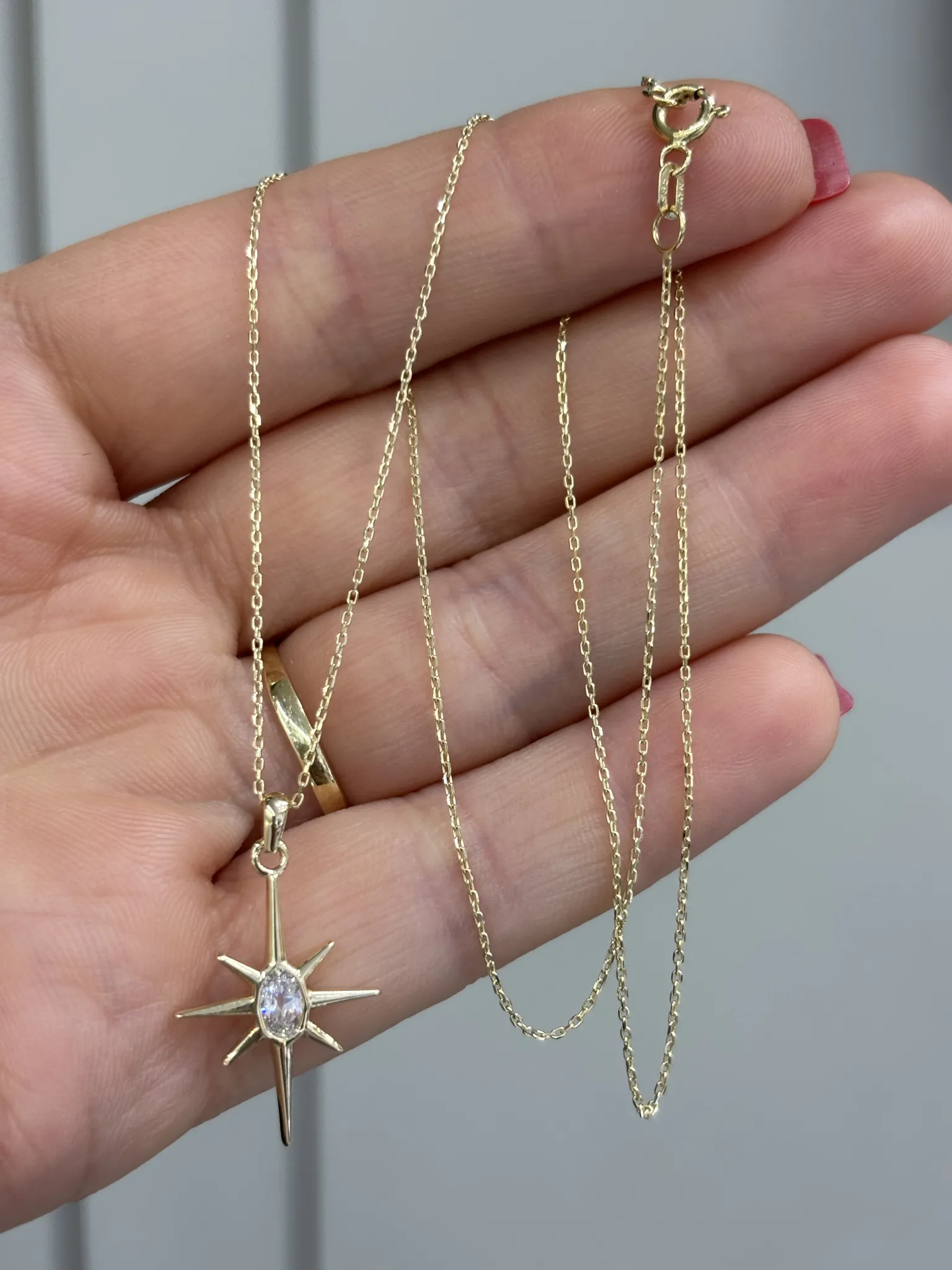 Favori Marka Kutup Yıldızı Model Kolye